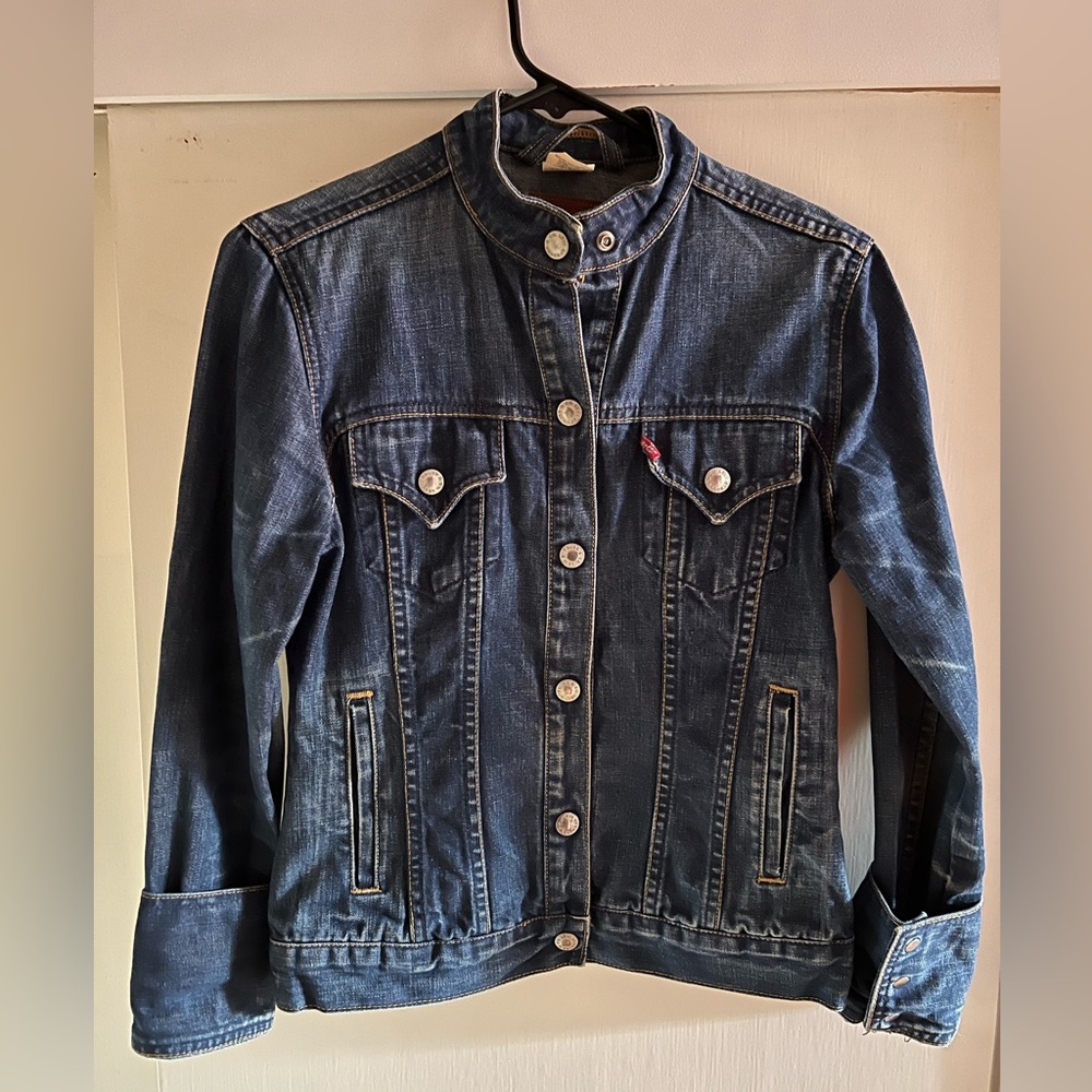 Vintage 90s Levi’s Women’s Small Denim Jean Jacket